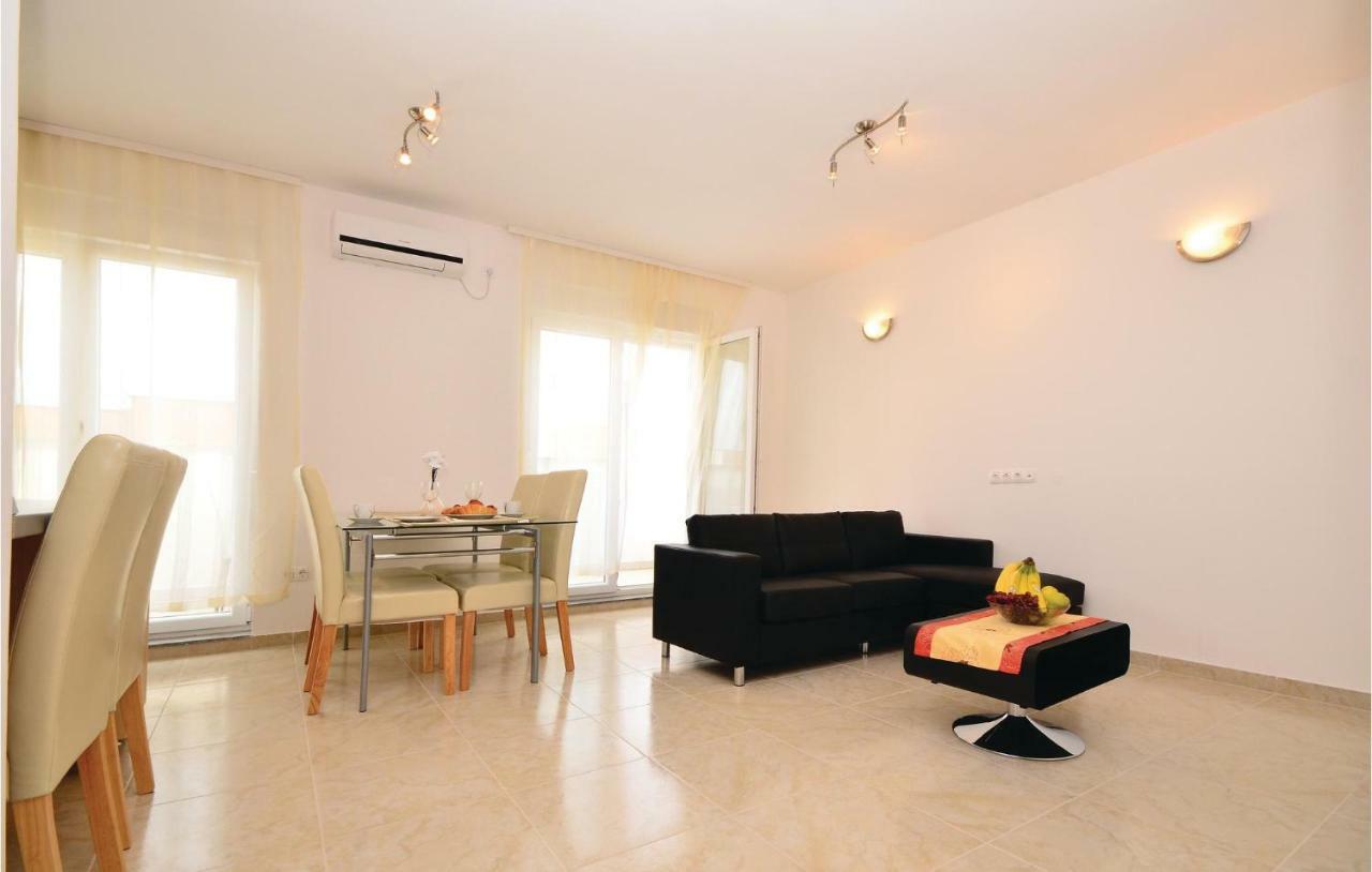 Apartment Mlasina-6 By Interhome Nin Esterno foto